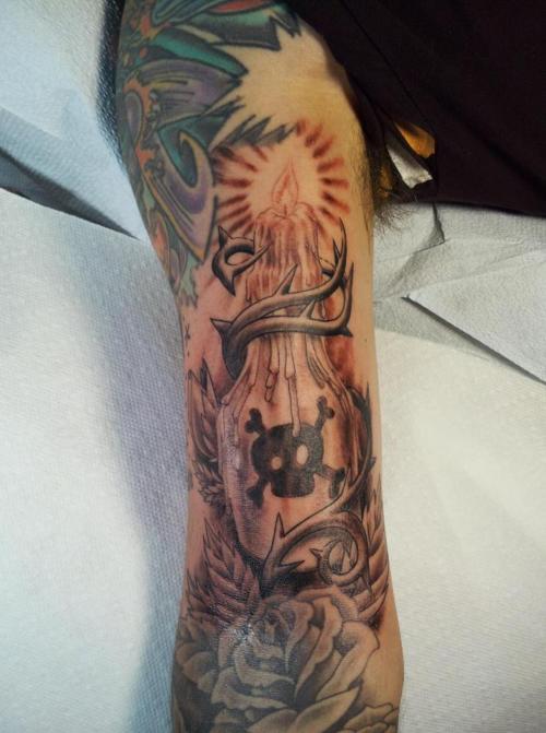 tatuaje calavera brazo