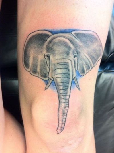tatuaje de un elefante