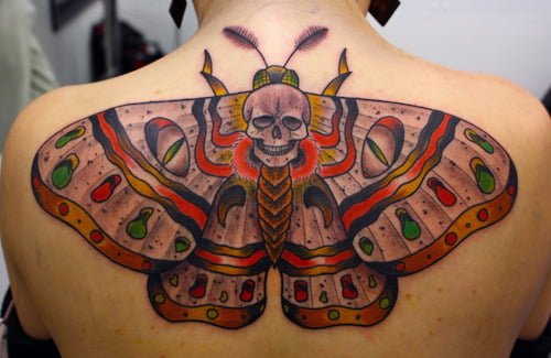 tattoo polilla en espalda Tattoo moth