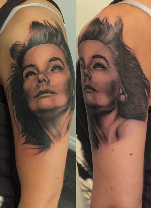Tatuaje de Bjork Bjork Tattoo