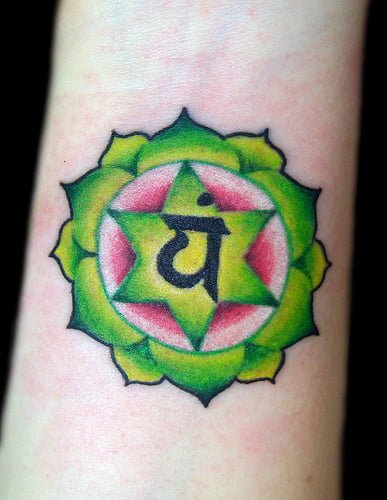 Tatuaje chakra del corazón