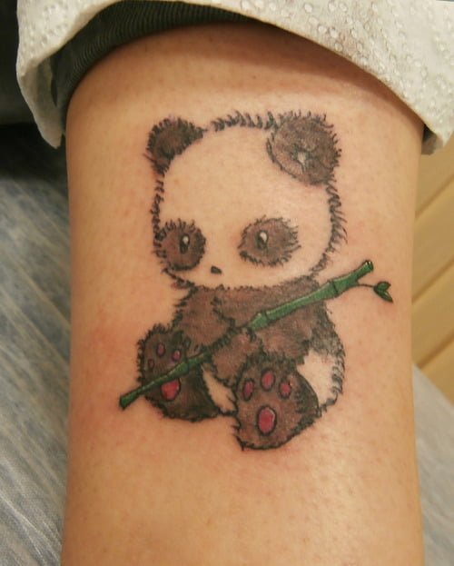 tatuaje de un panda pequeño