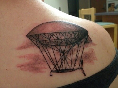Tatuaje de globo aerostático