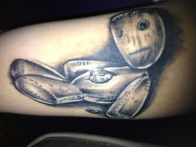 Tatuaje muñeco de korn