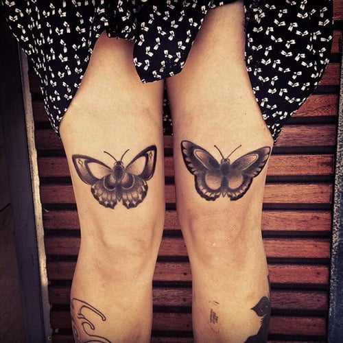 Tatuaje mariposas en las piernas