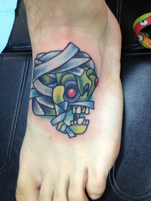 Tatuaje zombie y momia