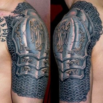 Tatuaje armadura