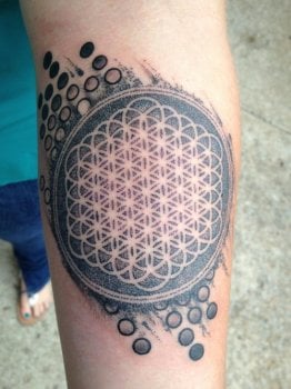 Tatuaje flor de la vida