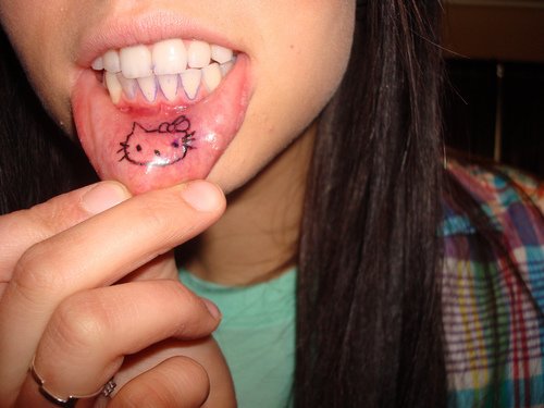 Tatuaje Hello Kitty