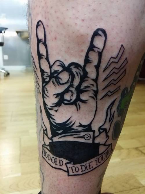 Tatuaje mano cornuta