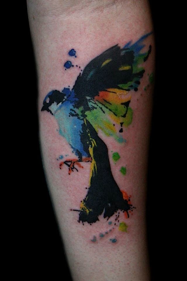 Tatuaje pájaro azúl
