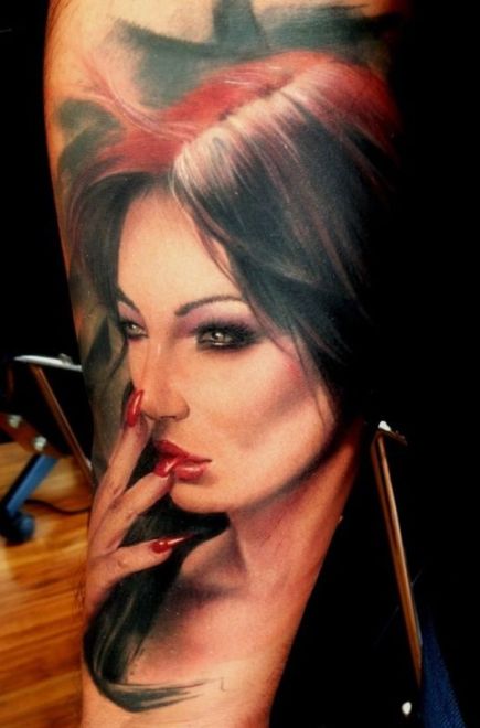 Tatuaje mujer exotica