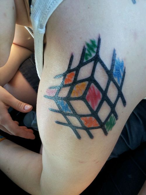 Tatuaje cubo rubik