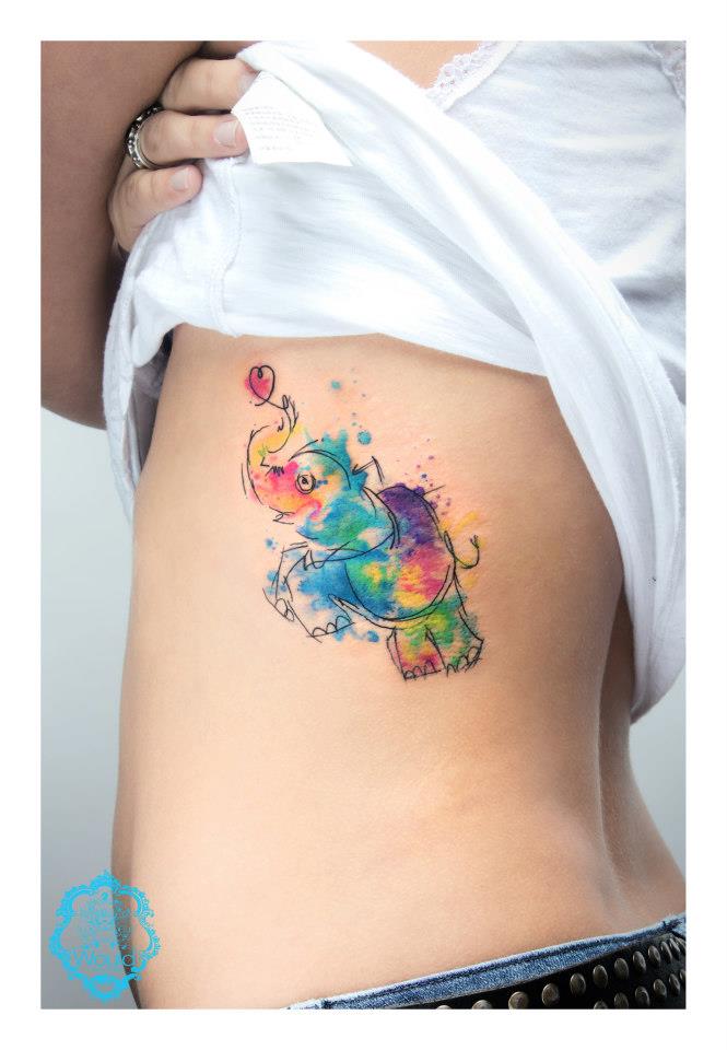 Tatuaje elefantito colores