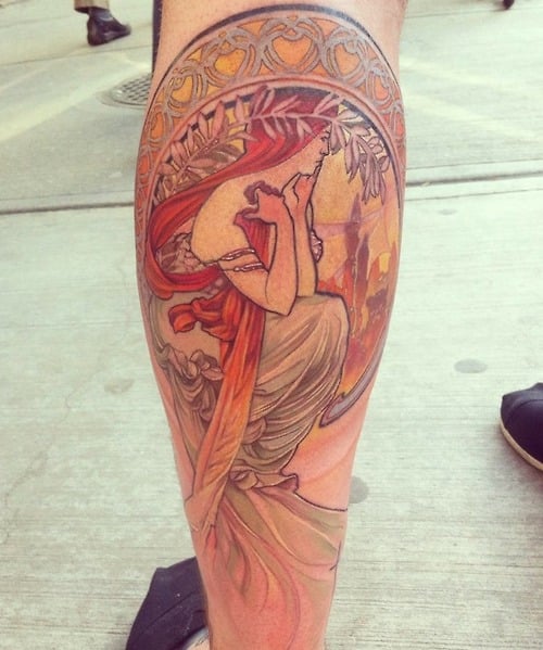 Tatuaje mujer Art Nouveau