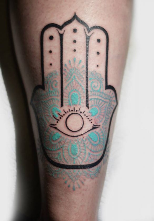 Tatuaje Hamsa-Mandala