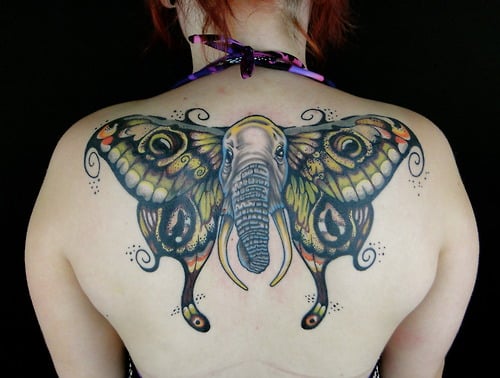 Tatuaje mariposa elefante