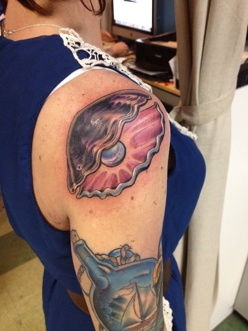 Tatuaje ostra