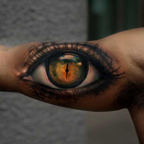 Tatuaje ojo humano