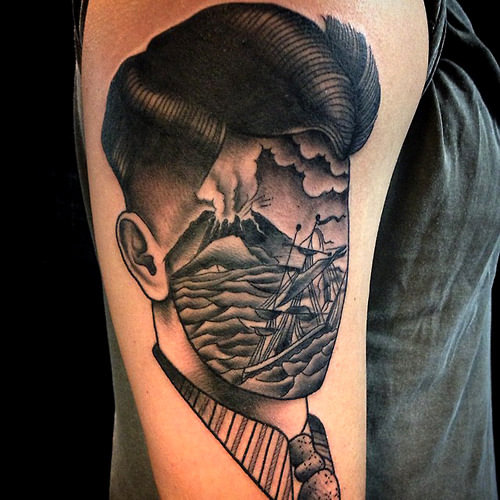 Tatuaje isla volcánica