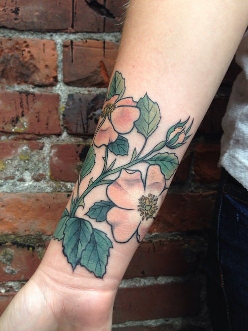 Tatuaje rosas salvajes