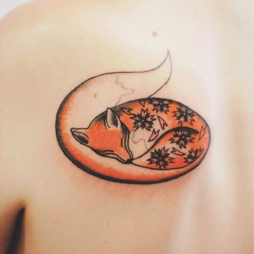 Tatuaje zorro durmiendo