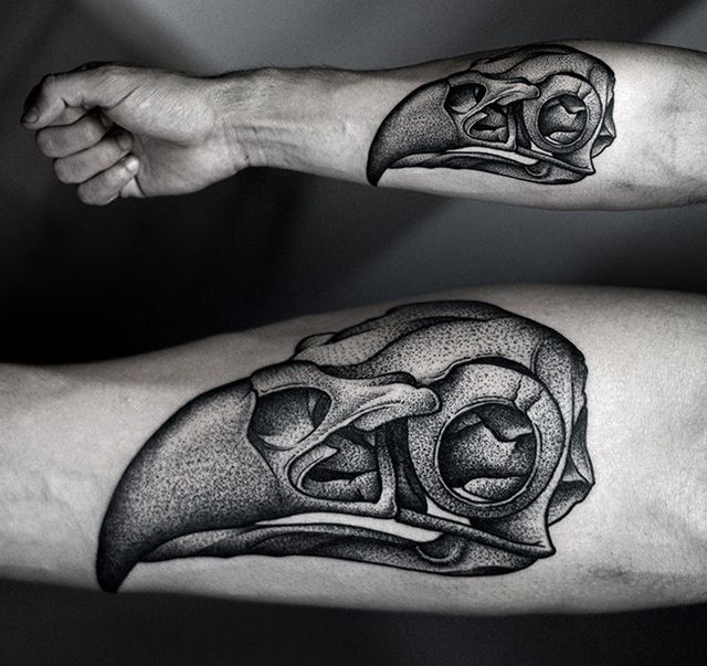 Tatuaje cráneo de buitre