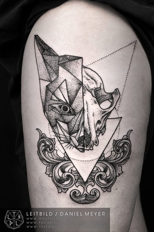 Tatuaje gato deconstruído
