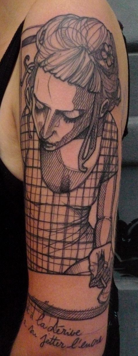 Tatuaje mujer fumando